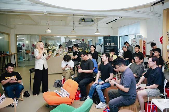 自研AIOS突破现有桎梏，追觅AURORA展现行业“黑马”底气